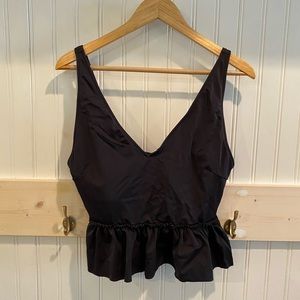 KORTNI JEANE V-NECK TOP